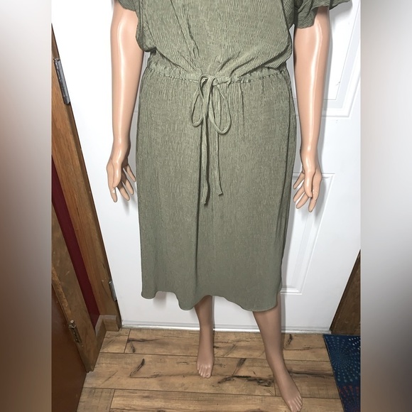 Alfani Short Sleeve Collared MIDI Dress Olive Green XL NWT - Picture 3 of 11